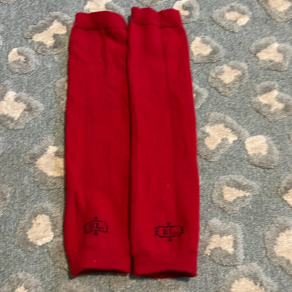 Red Babylegs leg warmers fits up to 5t